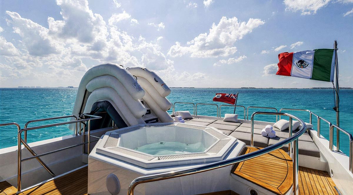 Luxury Yacht Rental Cancun Mexico - Heesen 115