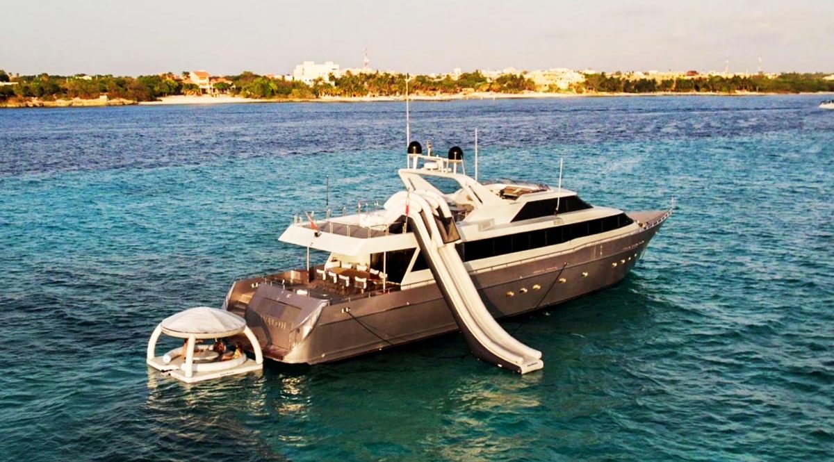 Renta de yate de lujo en Cancún - Heesen 115