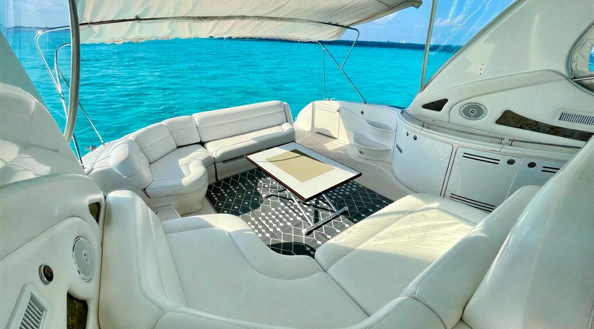 Renta de yate de lujo en Cancún - Sea Ray 55