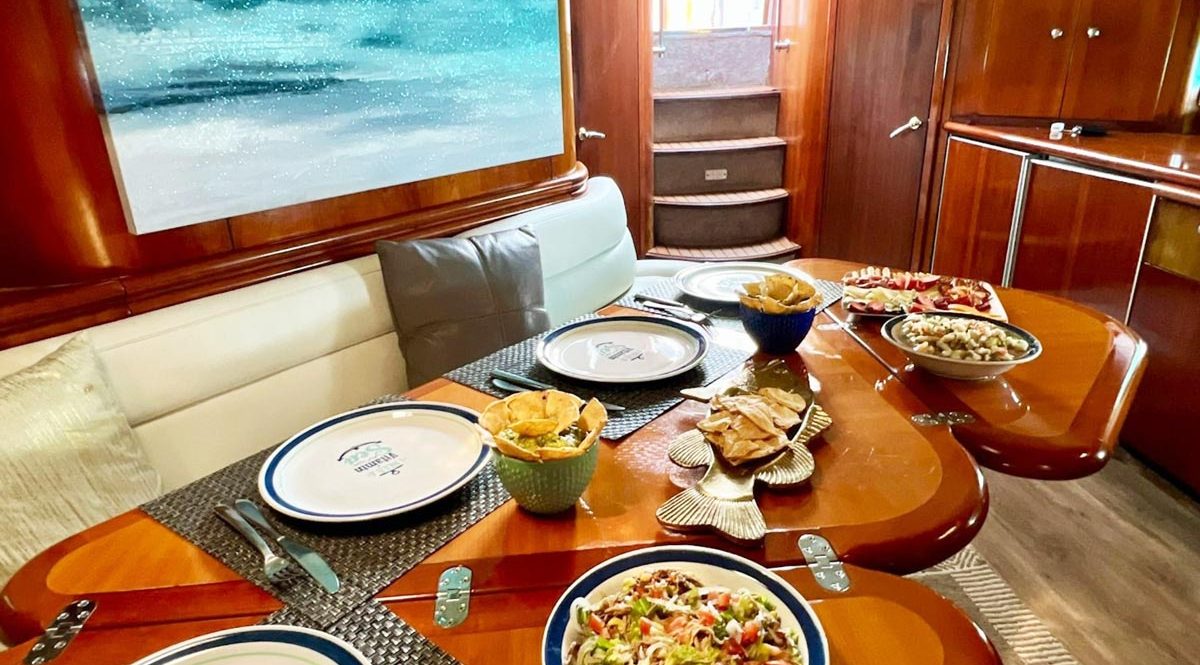 Luxury Yacht Rental Cancun Mexico - Predator 60