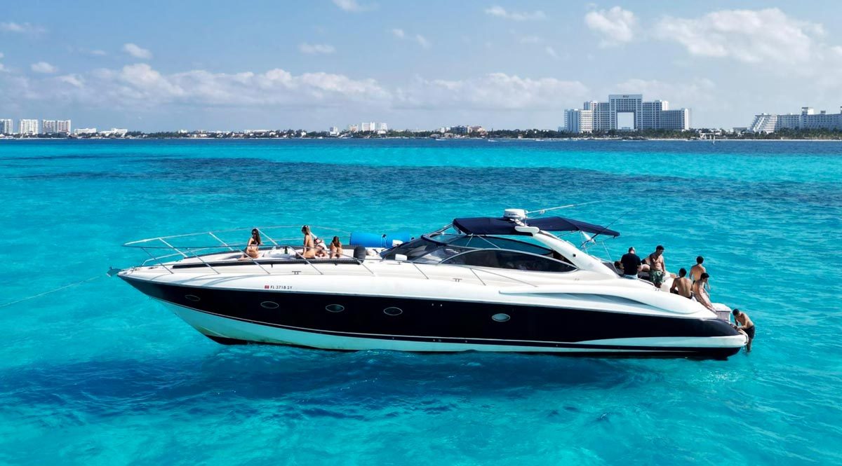 Renta de yate de lujo en Cancún - Sunseeker 60